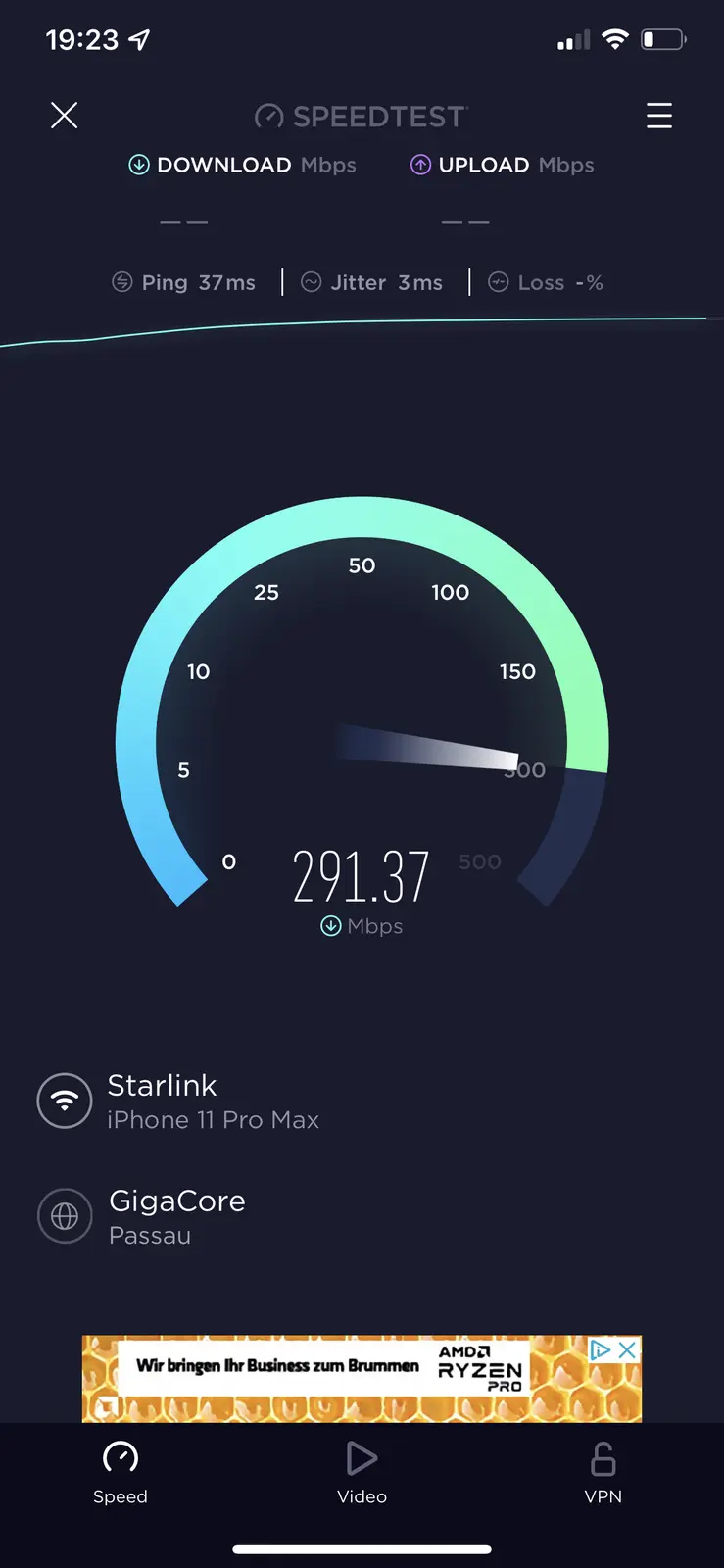 Bildschirmfoto eines laufenden Geschwindigkeitstests: Anzeige 291,37 Mbit/s, Ping 37 Millisekunden, Jitter 3 Millisekunden